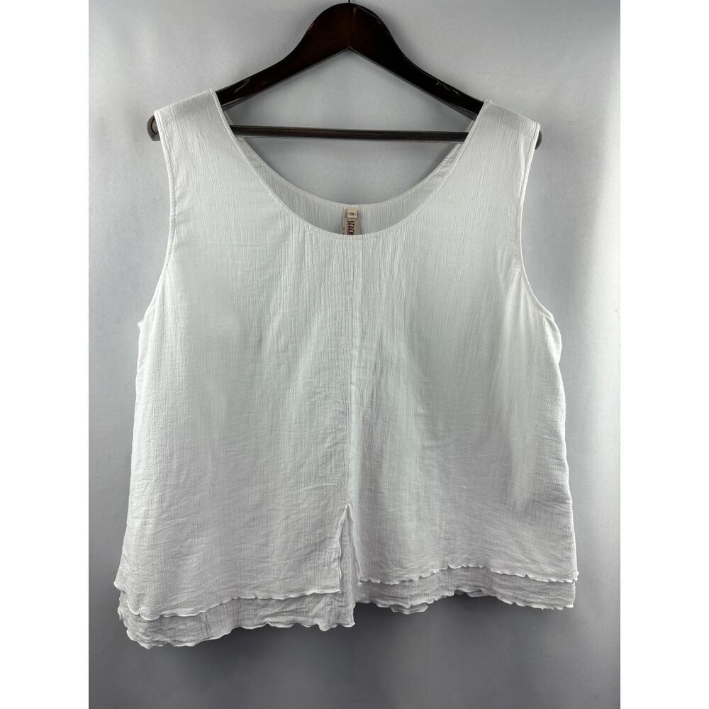 Women’s Serendipity Size 1X White Tank Blouse